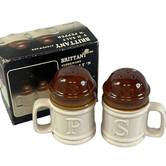 Vintage Brittany Stoneware 5" Salt N Pepper Shakers w/ Handles 1982 - Picture 1 of 9